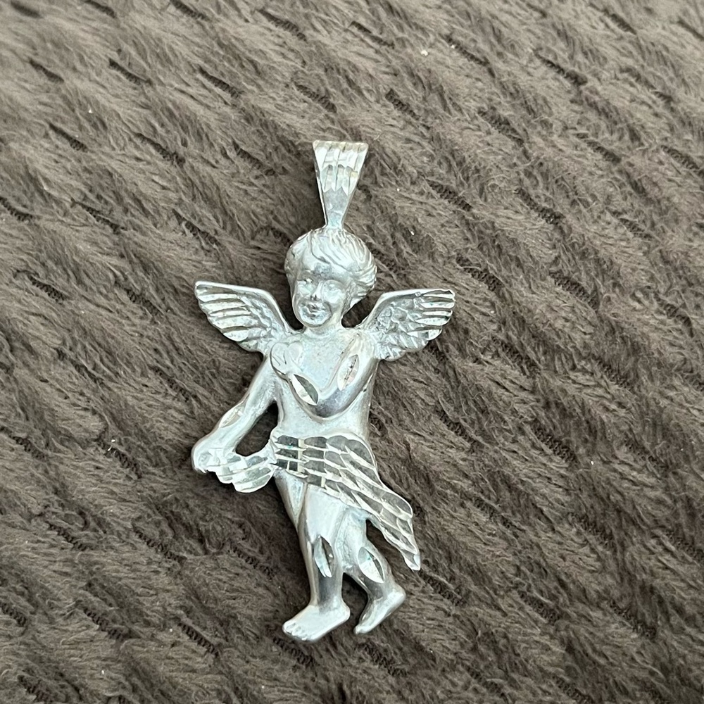 Vintage sterling silver cherub . 1.75"